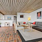 Pet Friendly In With Sauna *