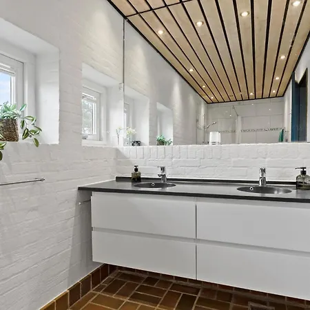 Pet Friendly In With Sauna Feriehus Knebel